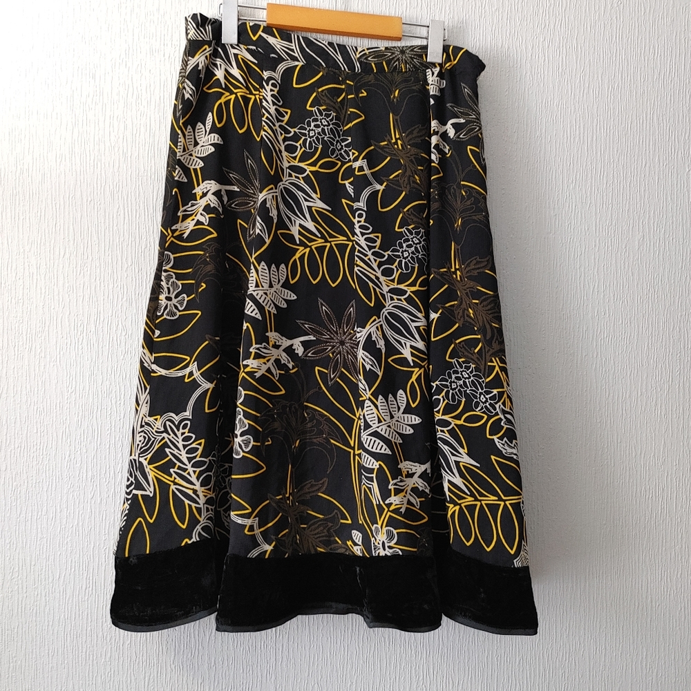 Attitude A-Line Floral Black Skirt Size 12